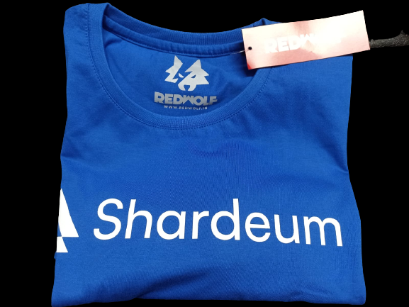 darshann_tech's tweet photo. Attended Shardeum Web3 event today and kept the swag-winning streak alive! ππ Thrilled to have won this cool T-shirt! Thanks to the organizers for an amazing event. Can't wait to rock this swag and continue exploring the exciting world of Web3! #ShardeumWeb3 #Web3 https://t.co/8s3O1HTyCh