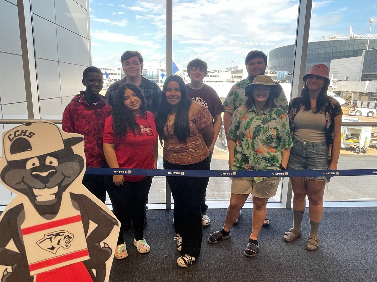 CCHS_DebateTeam's tweet photo. @CaneyCreekHS Debate Team
is heading off to compete at @speechanddebate nationals in Phoenix! This is the sixth time CCHS has competed at nationals in school history, the FOURTH YEAR IN A ROW to compete and the most qualifiers ever!!! #cchsflatpetey #creekside #wheresthehumidity https://t.co/cuwUfU0Vnt