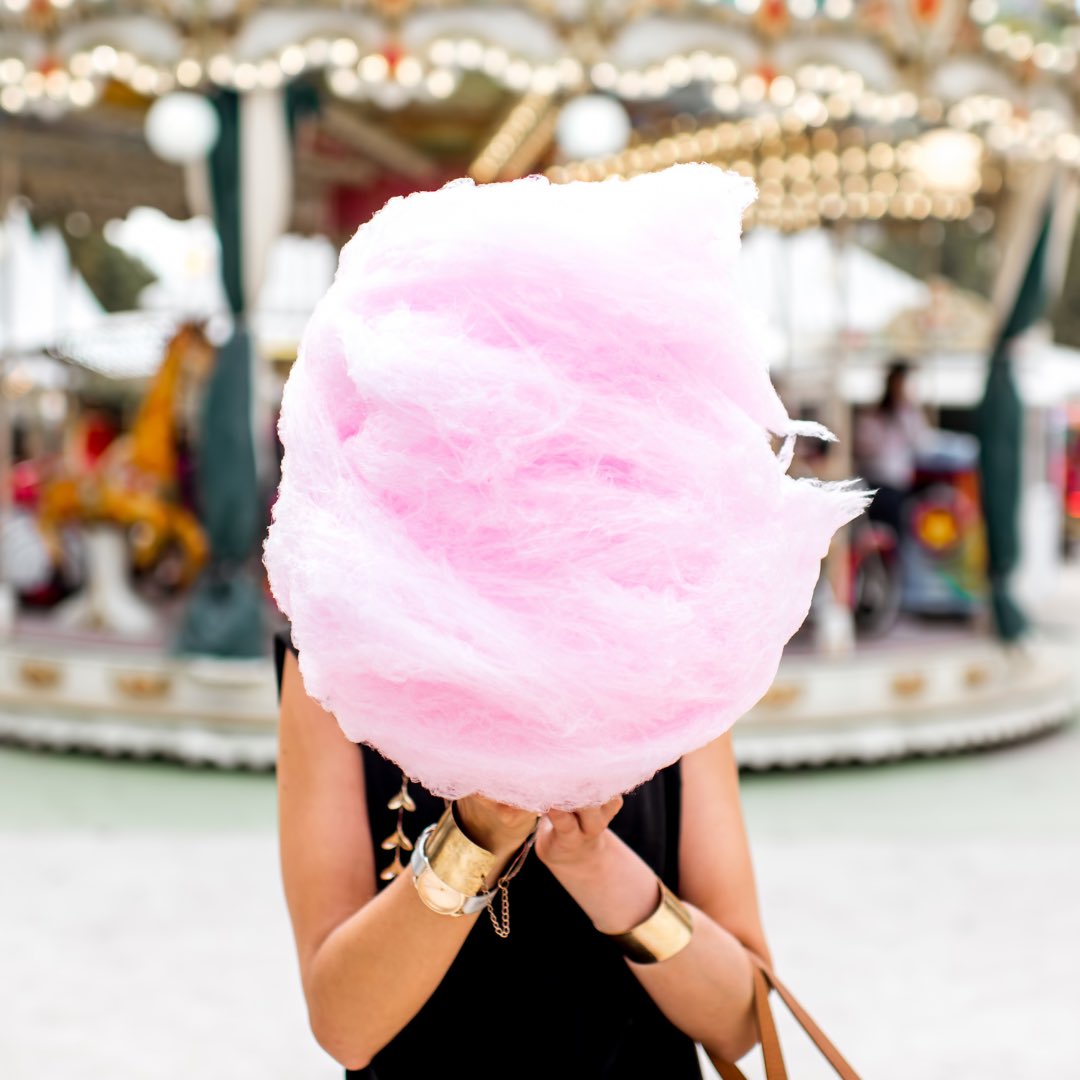 eHomGroup's tweet image. The City of #LagunaBeach invites you to feel the #magic of the #circus in the great outdoors. Head down to📍#BluebirdPark to marvel at the performers in 🎪 @CircusBella, a #family #circus since 2008. This #event is #FREE and #fun for the whole #family!
 
📅 6/10