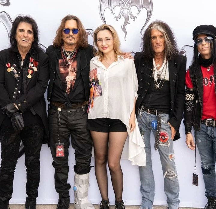 Johnny Depp Love on Twitter "Meet and greet with Hollywood Vampires. 📸