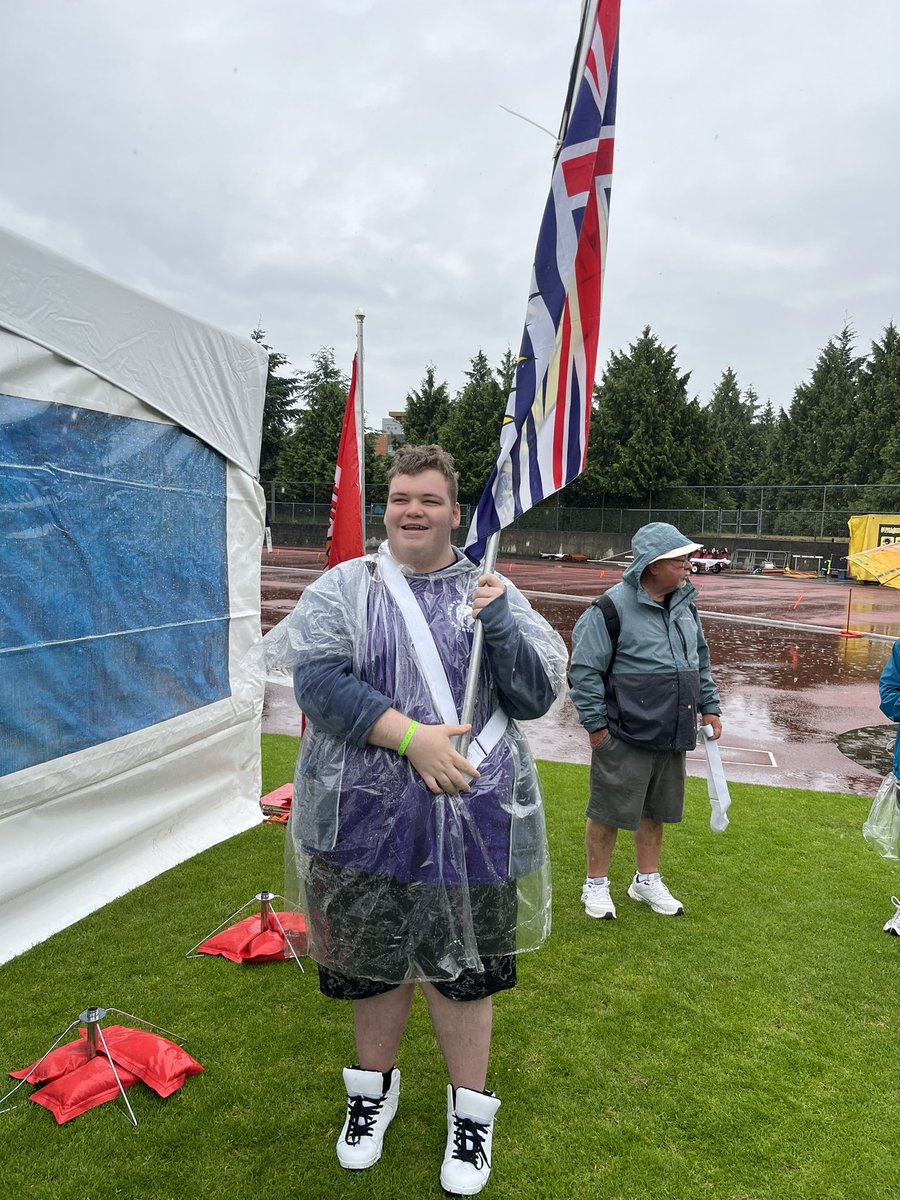 This is the 50th anniversary of Operation TrackShoes! 🏃‍♂️ A beautiful event celebrating diverse abilities. Pure joy and happiness on every competitors face. Thank you to all the amazing volunteers who make this happen. ♥️#trackandfield <a href="/NorthSurreySec/">North Surrey Sec</a> <a href="/Surrey_Schools/">Surrey Schools</a> <a href="/Trackshoes/">Operation Trackshoes</a>