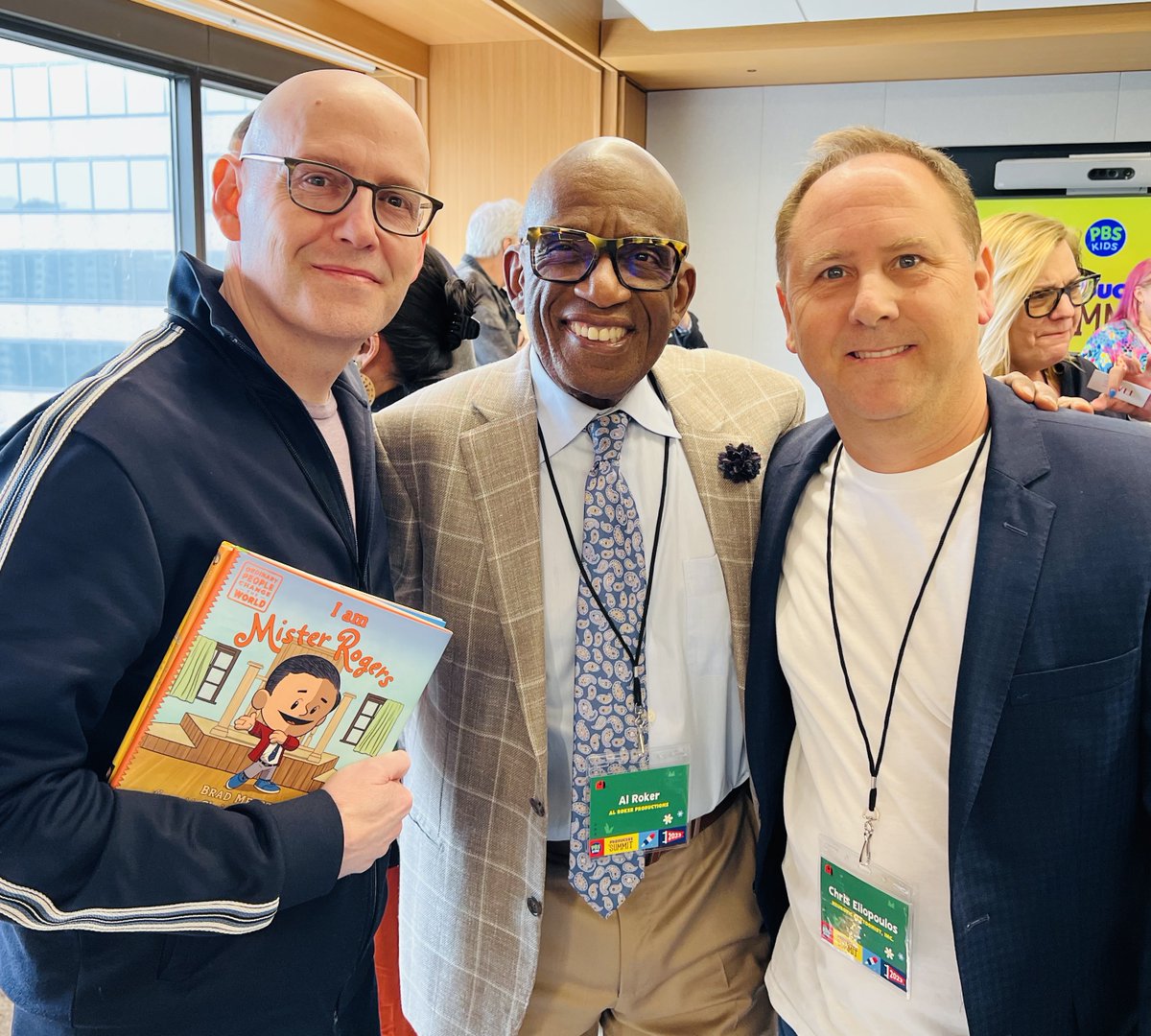 Thanks for your constant kindness all these years, @AlRoker. Truly one of the most generous around. @ChrisEliopoulos, you’re nice too.

#optcw #alroker #kindness #misterrogers