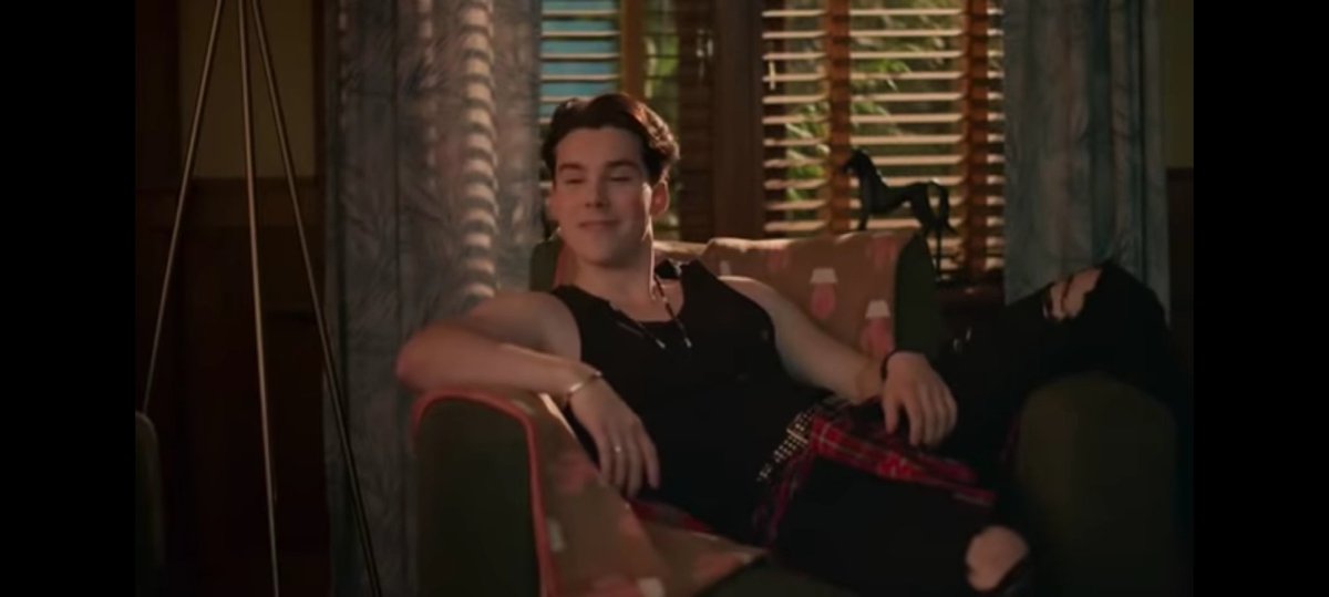toddesque's tweet image. The most bisexual man to ever bisexual.