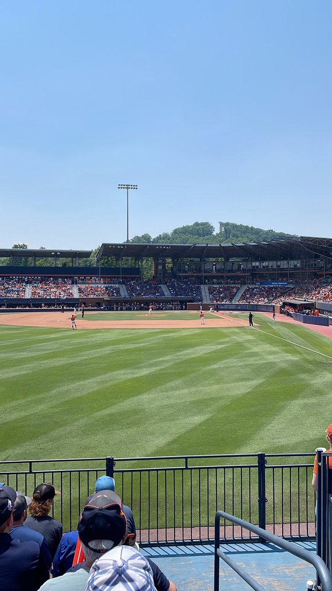 CovenantBSB's tweet photo. @UVABaseball starts out with a bang. Charlottesville is such an amazing baseball town. Great College ball, great summer ball, great high school, great youth/travel. https://t.co/2bigRX5yOo