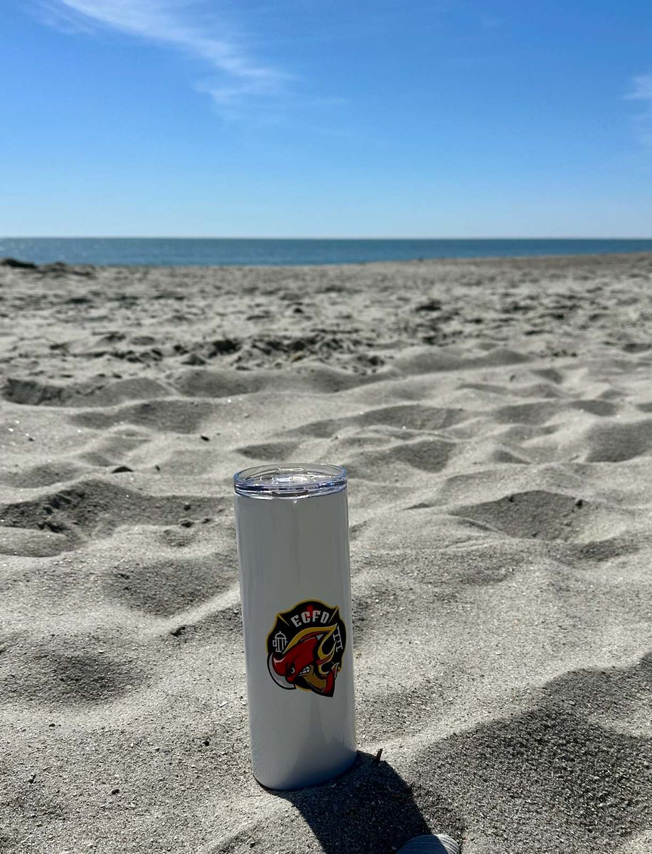 ECFDfire's tweet image. Get your very own ECFD travel tumbler today in support of the Edwardsburgh-Cardinal Fire Department hosting the 2023 EOFA Fire Fighter Games.

$25.00 each, or 2 for $46.00

Limited Quantities available. Contact us to place your order......beach not included.