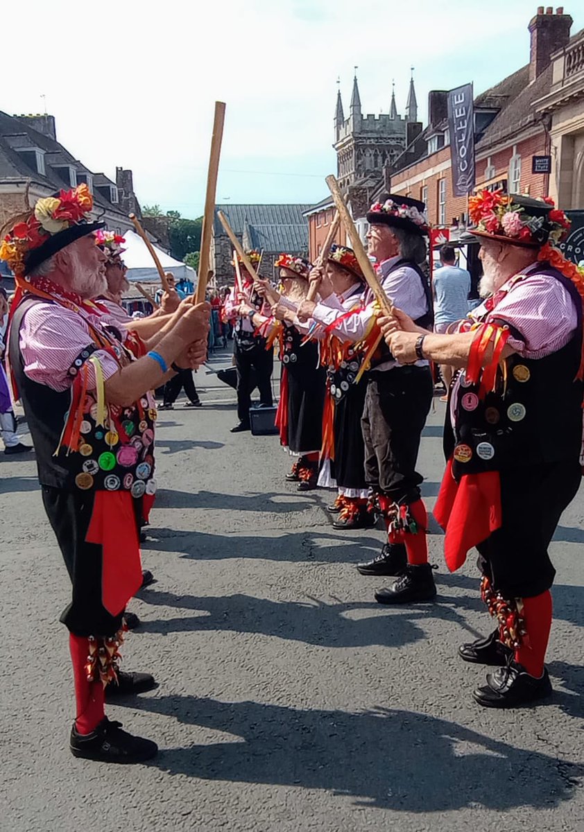 A great day <a href="/WimborneFolk/">Wimborne Folk</a>  for Phoenix. Looking forward to doing it all again tomorrow! 
#morris