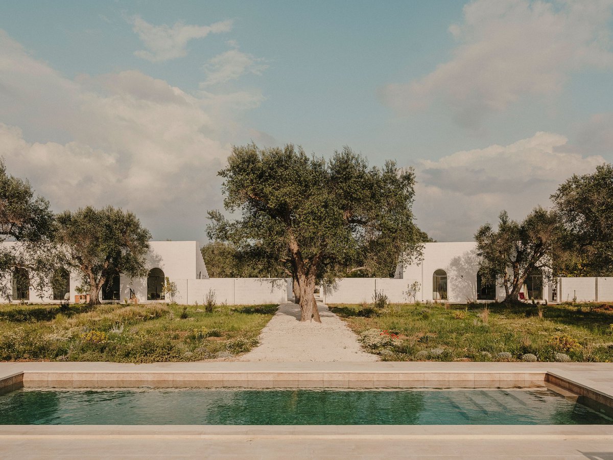 NATALIALABEL's tweet photo. I’m in love with this beautiful converted farmhouse in Southern Italy. Heaven. https://t.co/2MeLT1g98A