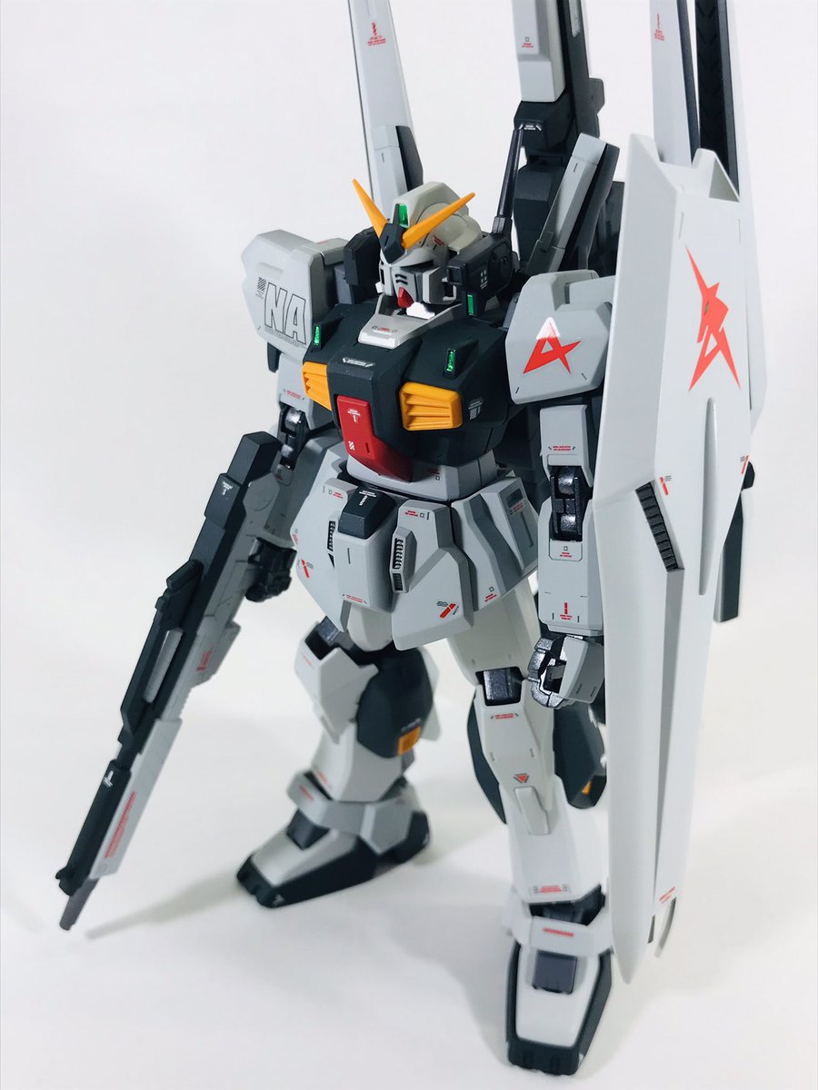 KOSSER8's tweet photo. 福岡νガンダムに触発されて、ガンダムマークⅡに自作のロングレンジ・フィンファンネルを背負わせてみました。 ＃ガンプラ #ロングレンジ・フィンファンネル https://t.co/j74Ic3za8F