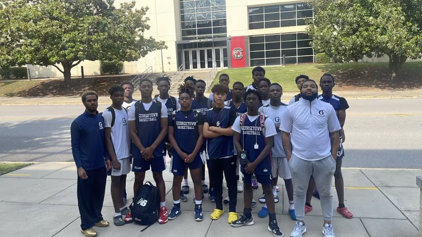 Had a good Saturday at team camp had the opportunity to play in a good environment and some good competition we have more room to grow excited for the future
<a href="/GamecockMBB/">South Carolina Men's Basketball</a>  <a href="/CoachLParis/">Lamont Paris</a> <a href="/TheCaptain_03/">Carey Rich</a> <a href="/PrepHoopsSC/">Prep Hoops South Carolina</a>