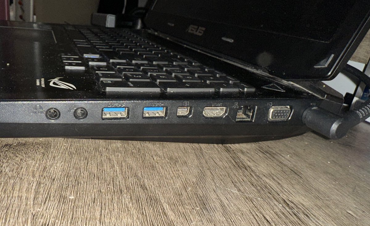 retweet to scare usb-c enthusiasts