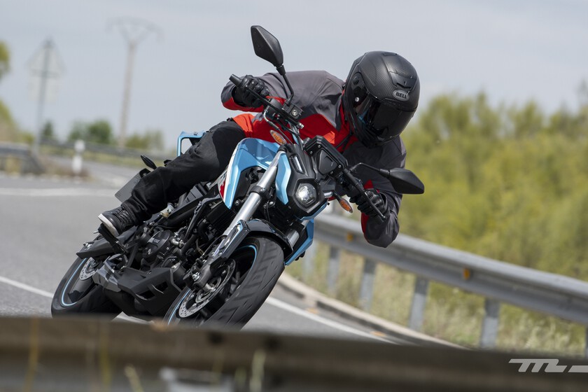 Probamos la Voge 125R: una moto fácil en todos los sentidos para que dejes el coche en casa dlvr.it/SqTkhC