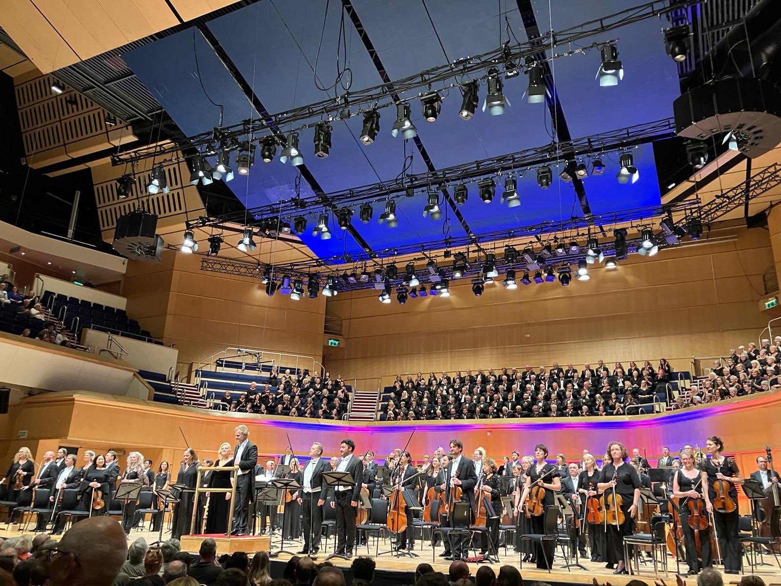 RSNO Chorus on Twitter "And it’s a wrap… Thank you, Siobhan, for these