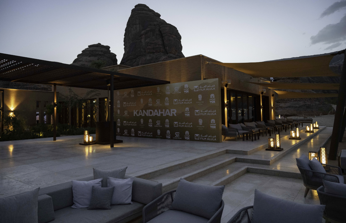 #MEDIAMATTERS: .@voxcinemas presented a special screening of the gripping Hollywood action thriller 'Kandahar' at @BanyanTreeAlUla @RCU_SA @ExperienceAlUla @AlUlaMoments arab.news/rc9qg