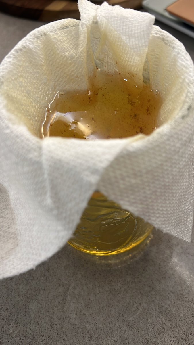 c_barn8's tweet photo. Do yโall save your bacon grease?
What do you use it for?
#BaconJuice #UseItAll https://t.co/tNuIsiaIMI