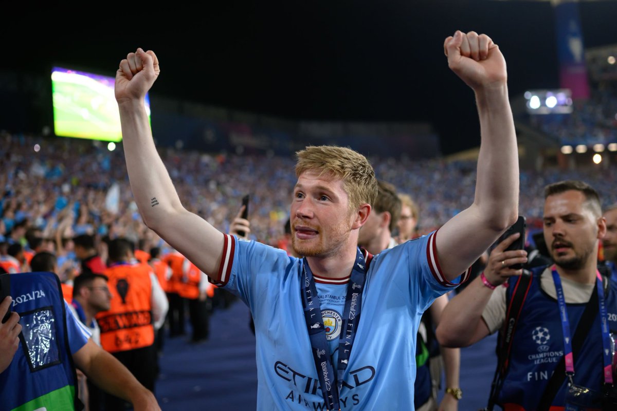 KDB_HQ's tweet photo. De bruyne 🏆🏆🏆🏆💙💙💙💙💙💙💙💙💙
#UCLfinal https://t.co/IuaJWpllv2