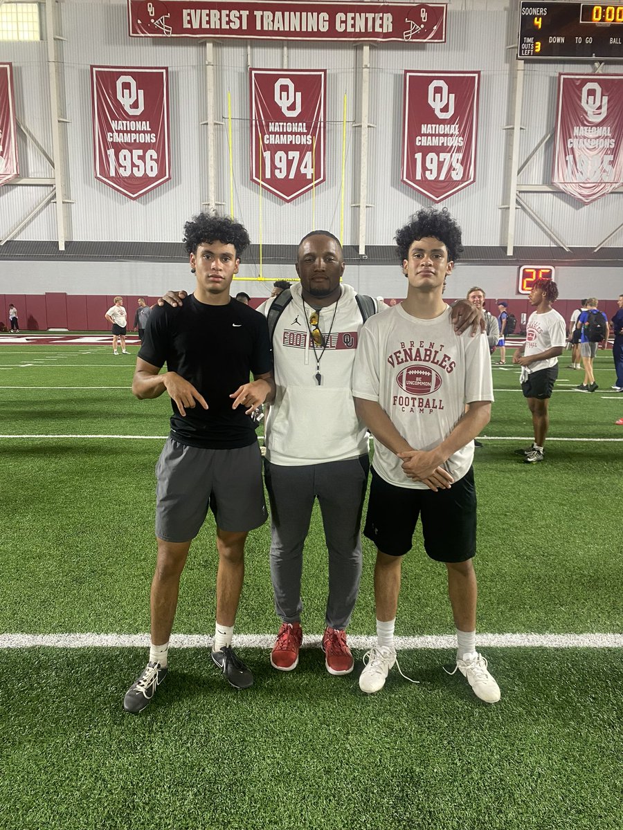 I had a great time and learned a lot at the OU football camp working on WR and DB with OU coaches and players! @CoachXBrew @OU_Football @RecruitMustang @CoachLeeBlank @Waleed_Gaines @JacobeJohnson24