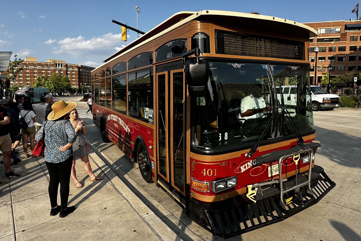 Brian Munoz tweet media