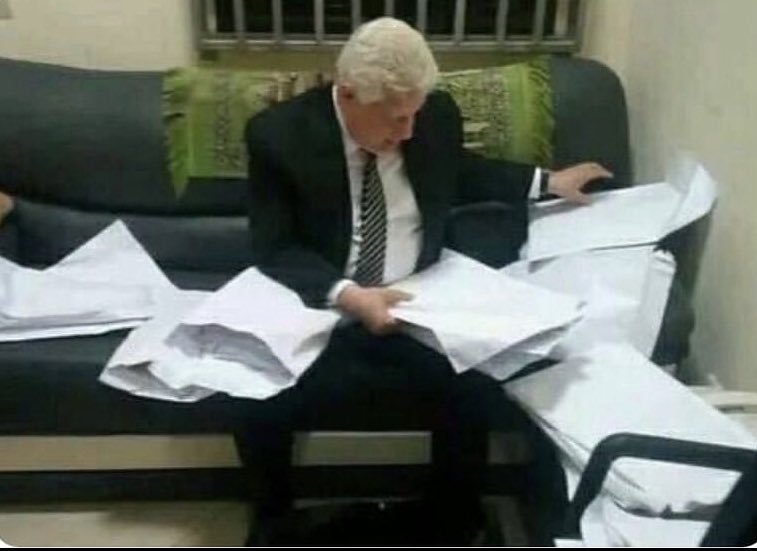 انا قبل الاختبار بساعتين