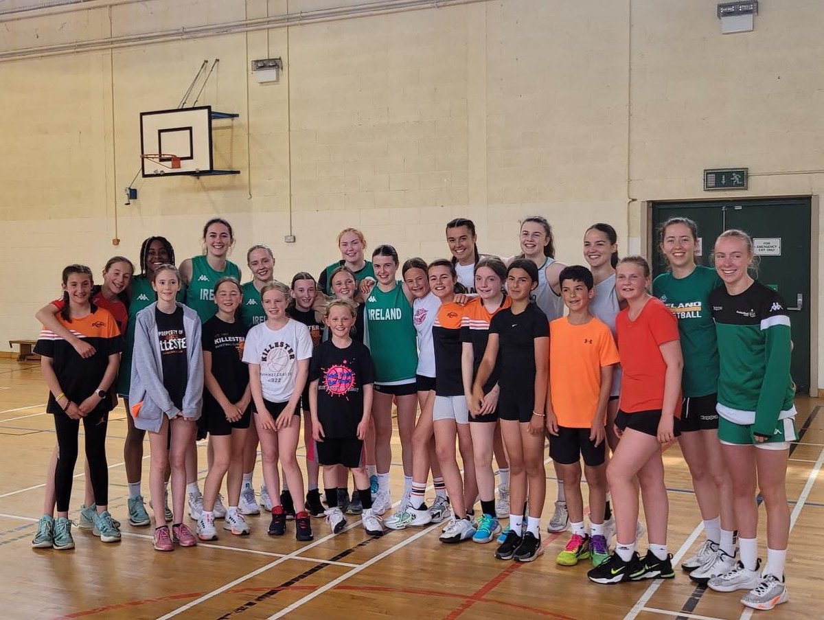 A big thank you to the @basketball_ireland 𝐔𝟐𝟎 𝐖𝐨𝐦𝐞𝐧 who spent their lunchtime putting our u12 girls through their paces in a session they will not forget for a long time! 🧡

Their new #1 fans wish them the best of luck in their prep for the upcoming Euros this summer ☘️