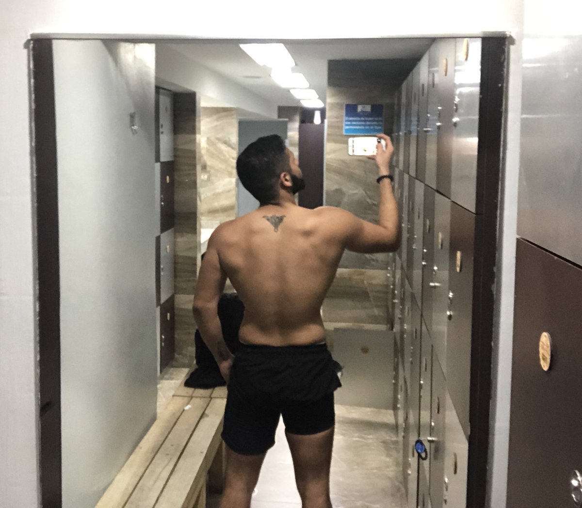 adrian3d's tweet photo. Es poco, pero es trabajo honesto… ahí vamos poco a poco https://t.co/9KJKtGZMkL