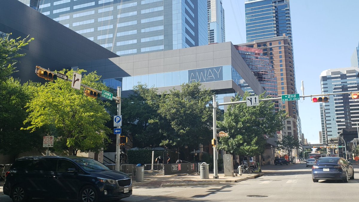 JoshuaRCook's tweet photo. I-35 traffic support- need trains, tunnels, and personal flying vehicles btn #SATX and Dtwn #ATX, W. Hotel, ready for the best night at the #killtony show. #specialleafkindofday #nationalicedteaday #SLKD https://t.co/GVf7CkhSJd
