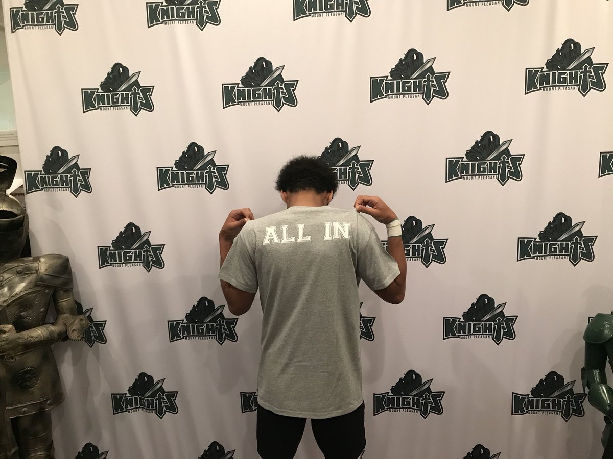 The definition of ALL IN was Ny’bree Saunders for phase one of training earning our Green Knights MVP. Can’t wait to see who takes it for phase two: summer workouts. #ALLin #MVP #commit #MountPride #fourphases #safetycamp #summerworkouts #summercamp #season #GreenKnightsALLin