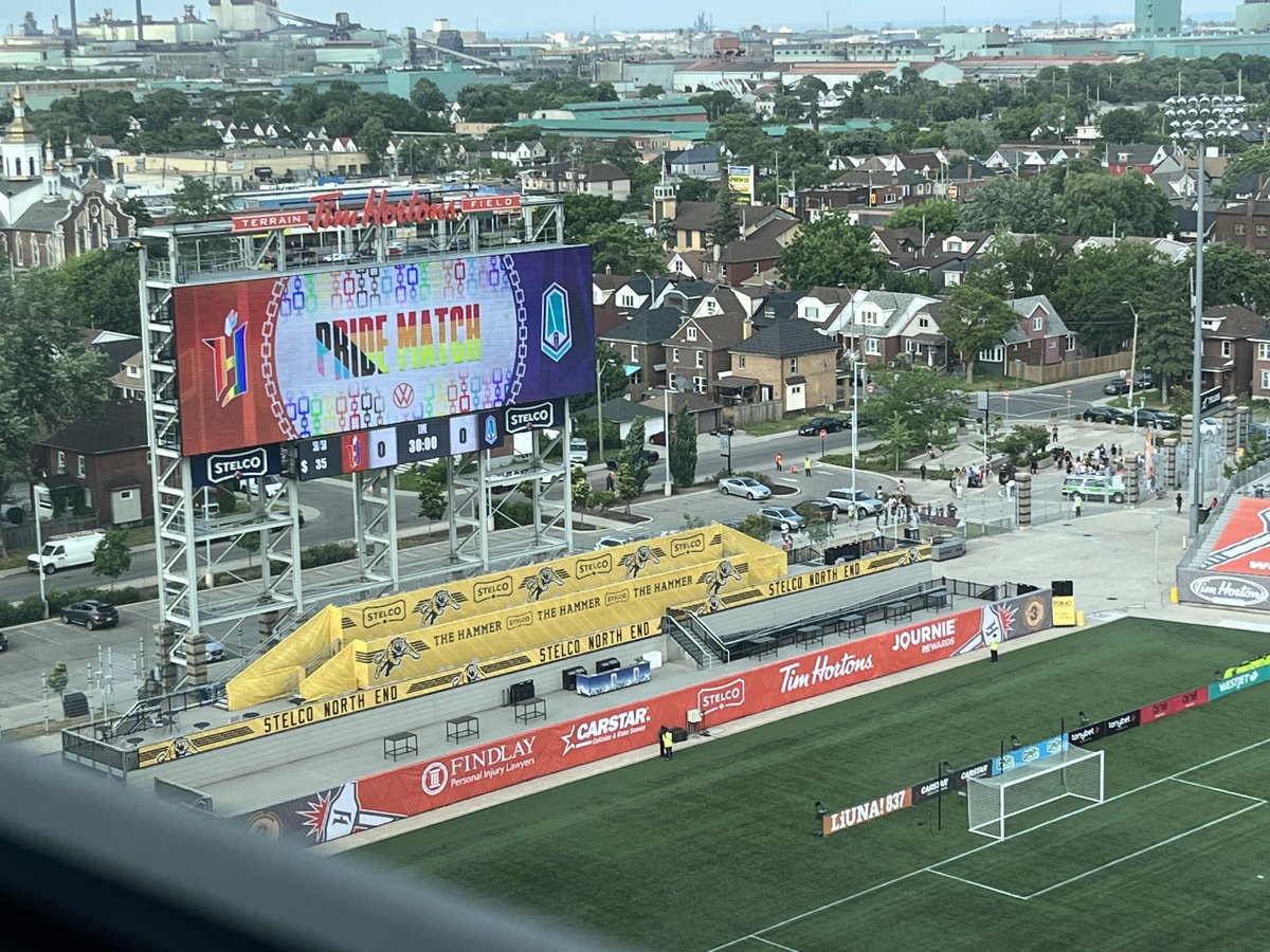 CA_AtHome's tweet photo. 📌 20 minutes to kick-off here at Tim Hortons Field!
A light breeze blowing across the field, setting up for a beautiful evening of action in Hamilton.
🔜 | FOR vs PAC | #FORvPAC #CanPL https://t.co/cJwOH7biiX