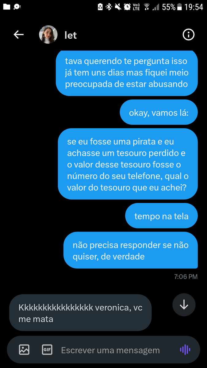 venoricaislost's tweet photo. como começou // hoje em dia 

trago de volta essa pérola de 2020 https://t.co/4gqmZRTiTP