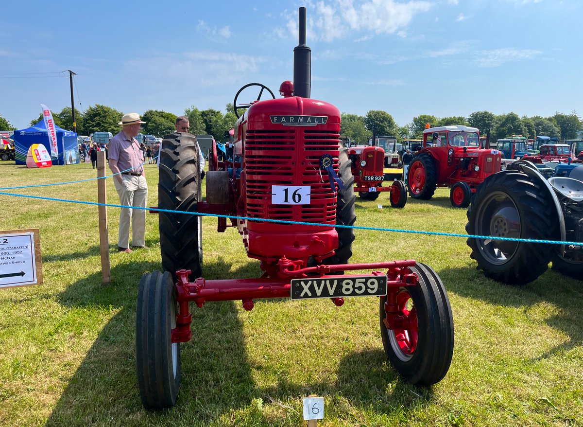 farmer_just's tweet photo. โ๏ธ๐๐๐๐๐๐ญ๐ช๐๐ฉโ๐พ๐๐
Fantastic to see what must be a record breaking crowd at the #AngusShow today. Full complement of trade stands & entertainment for all the family. No prizes for our vintage tractors, but no complaints when you see such and entry! ๐คฉ #CountyShow #Farming https://t.co/Q4EpUFb073