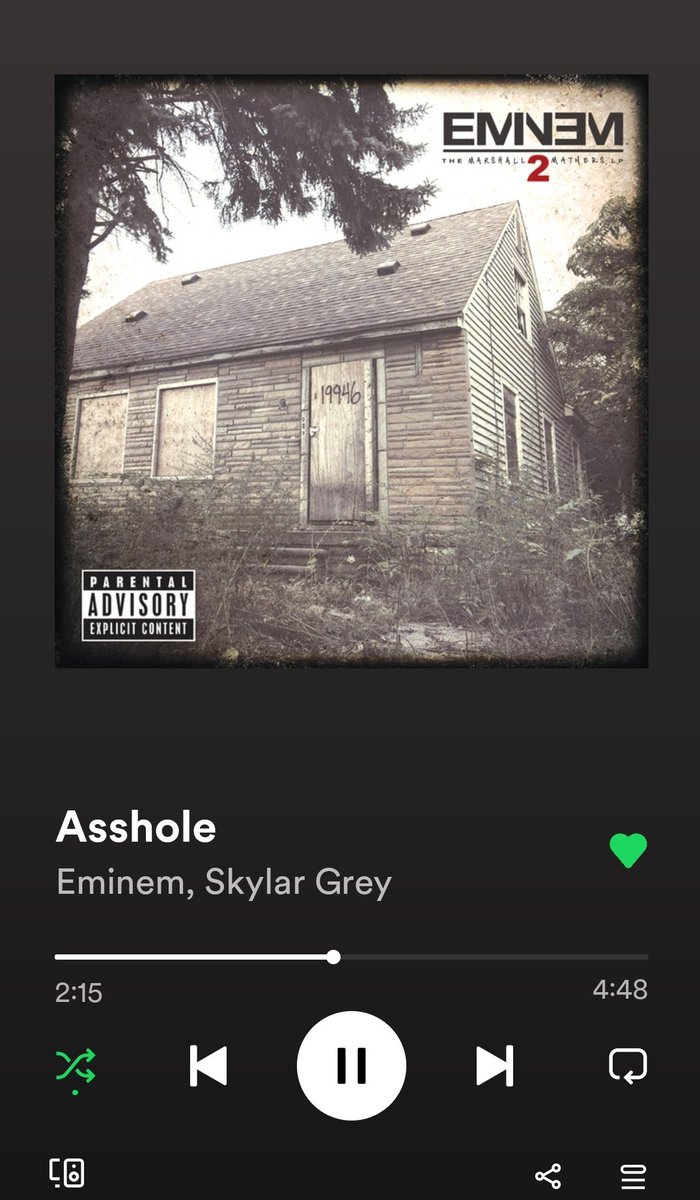 j2dat419's tweet image. Underrated track, so many lyrics i could use here. Don&apos;t see this one appreciated enough tbh.
#eminem #mmlp2