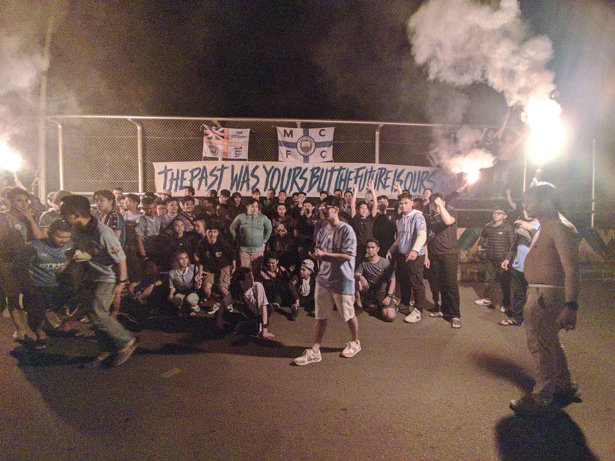 masopikkk2's tweet photo. Manchester bakalan tsunami trofi. Tapi manchester yang biru.
The past was yours. But the future is ours.
Terimakasih komunitas #Decitizens yang gua banggakan. Kita sama-sama saksiin tim kebanggan kita dapetin Piala UCL pertama. Dan bonus nya jadi Treble Winner
@MCSCI_Depok https://t.co/dEHhhtFaxI