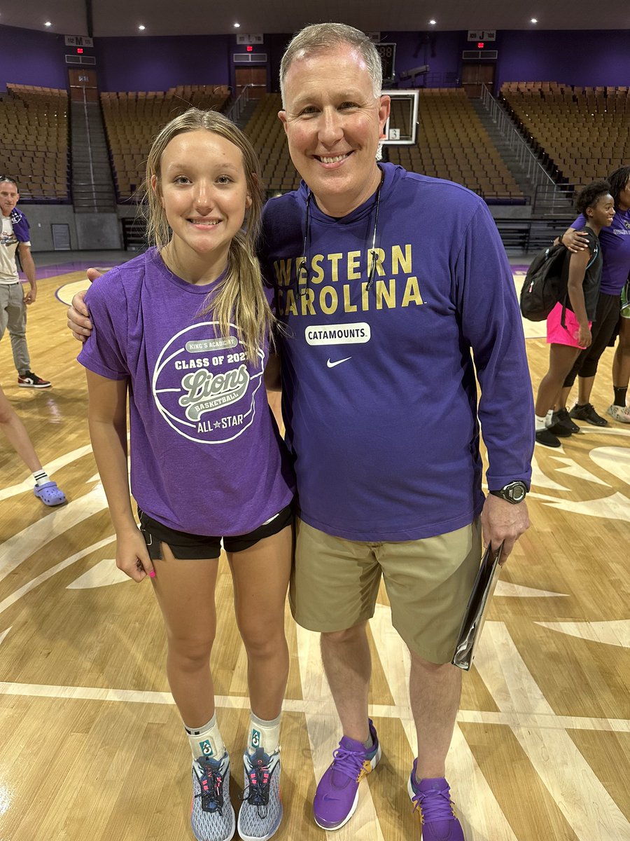 Skylar Walden tweet media