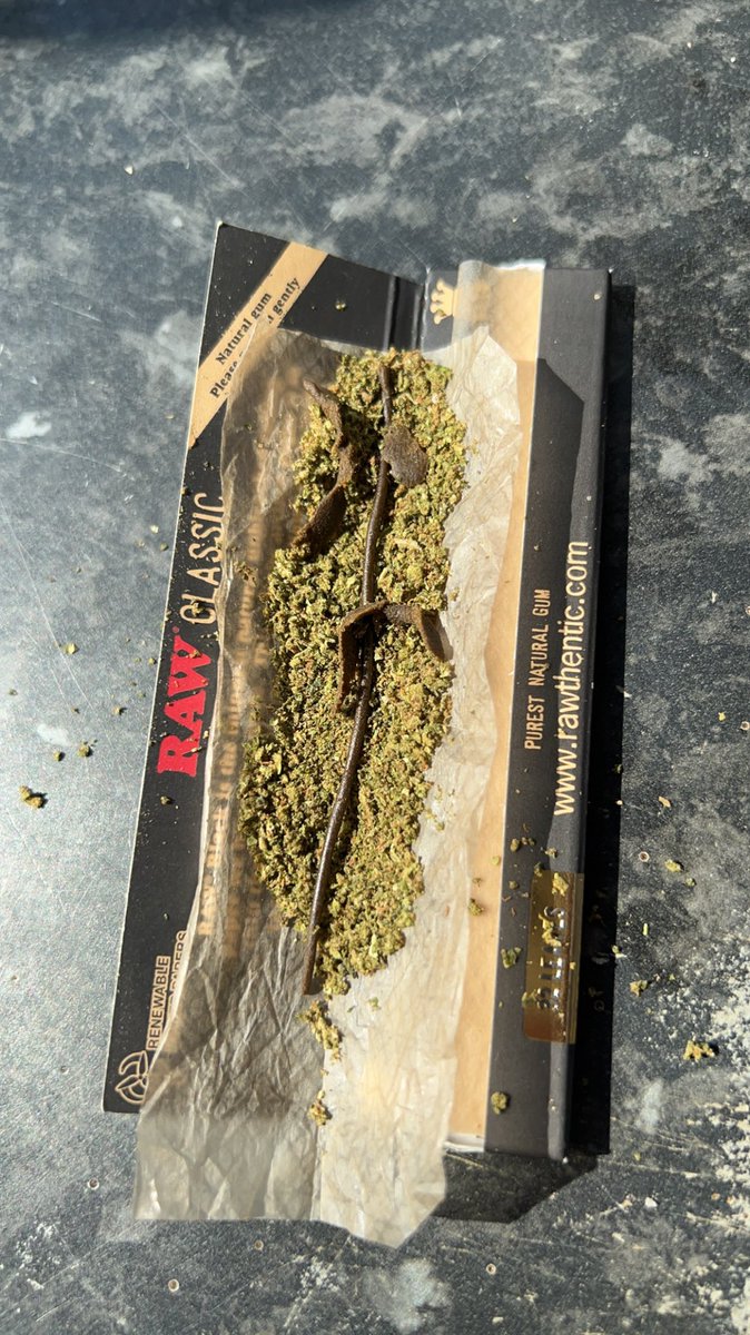 SplixGanja's tweet photo. Hash Joint
Pre roll + Blonde Hash by @GBshopbot
a very very good joints for aches and pains. Lovely in the sun!
Telegram menu
#Splix 20% off - https://t.co/kbAEJXdvap https://t.co/WqDQi05hCZ