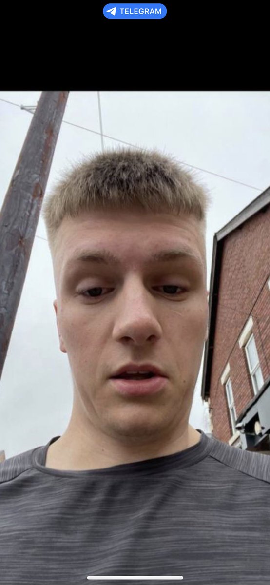 ThomasClay3's tweet photo. @worflags This guy stole my cousins flag. If anyone knows him can you tag him? Thanks guys https://t.co/0EVXo9YvB0