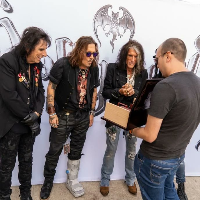 Johnny Depp Love on Twitter "Meet and greet with hollywoodvampires