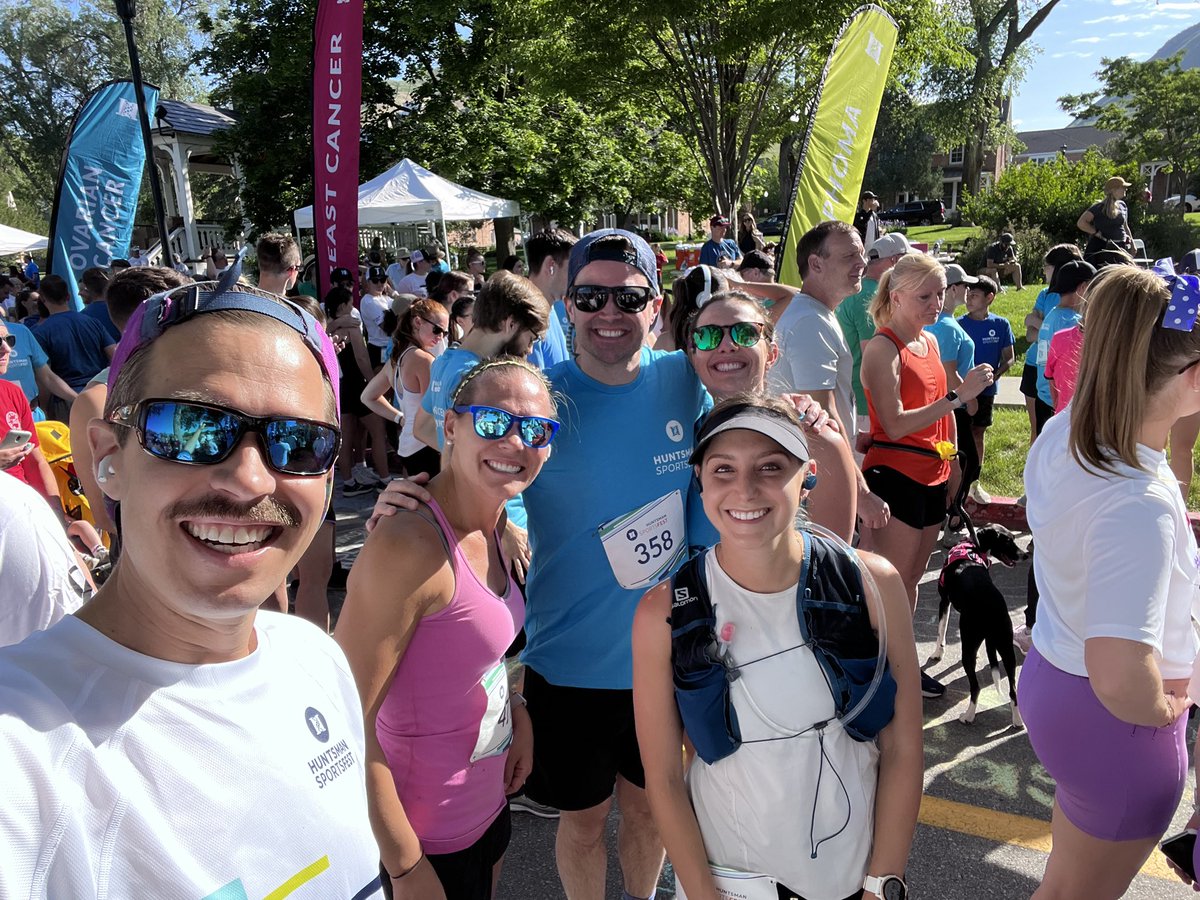 Beautiful day for <a href="/huntsmancancer/">Huntsman Cancer Institute</a> SportsFest! 10k trail 🏃🏽‍♀️ with the Peds/AYA team ☀️ ⛰️