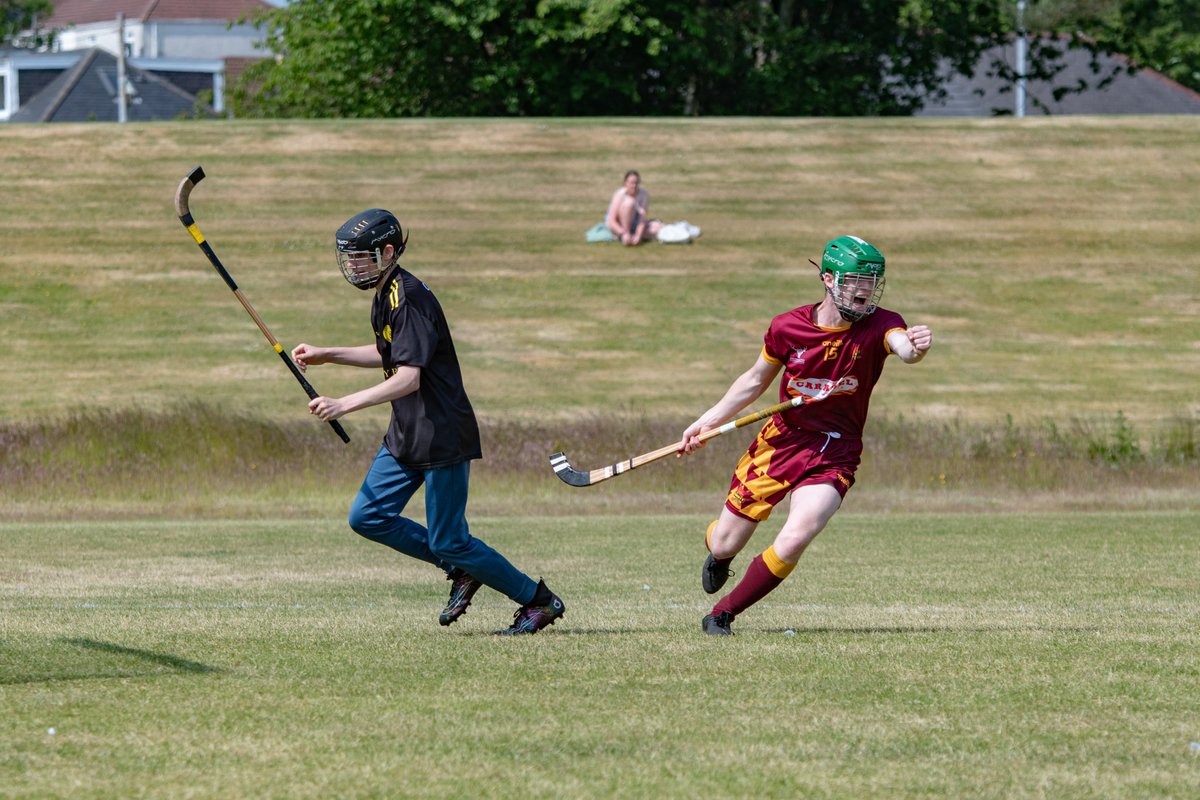 _jmac_'s tweet photo. Some photos from a brilliant match between @uddyshinty and @InveraraySC this afternoon. 

#shinty #camanachd

https://t.co/DrDbK3OBXg https://t.co/VOwX2Jvskn