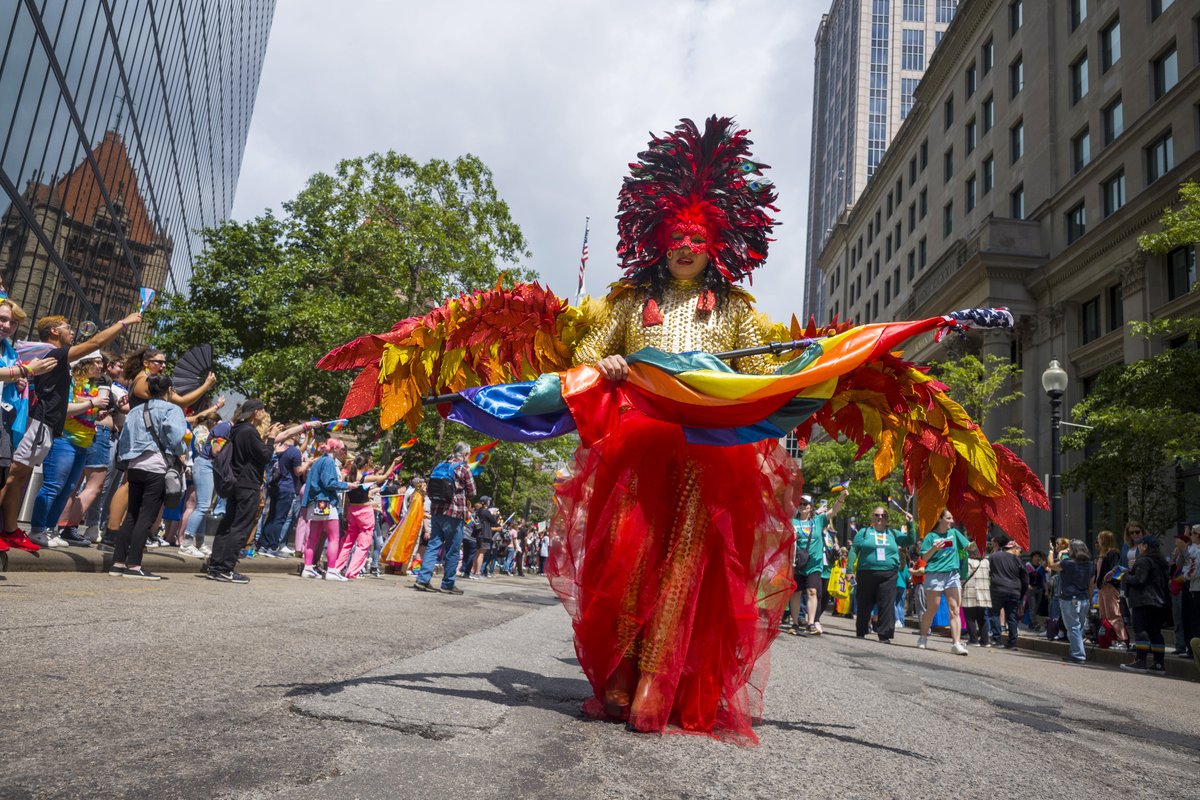 pictureboston's tweet photo. Some of my @NBC10Boston photo coverage of today's Boston Pride for the People parade. Continued in this thread. #PrideinBoston #BP4TP #worthyofyou @BP4TP @NECN @TelemundoNI. https://t.co/rOT8SaplNL