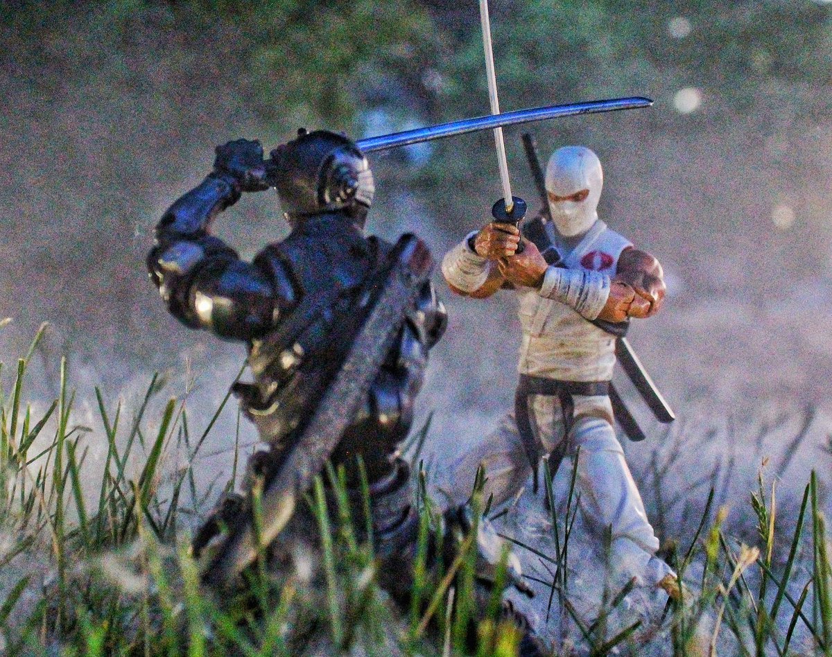 I think #snakeeyessaturday is my favorite day of the week. #snakeeyes #stormshadow #arashikageninjaclan #arashikage #gijoe #gijoeclassified #gijoenation #gijoecommunity #gijoecollector #cobra #actionfigures #actionfigurephotography #toyphotography #toyartistry #acba #hasbro