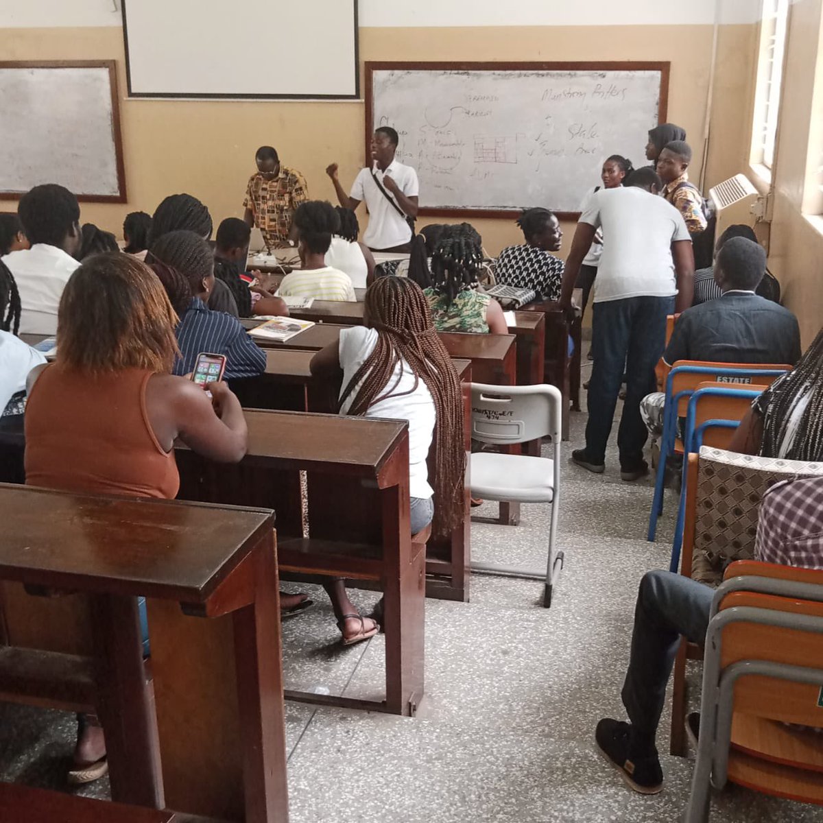 CampusHypeCrew's tweet photo. Students from the Association of Food Science and Technology [@afsts_knust ] contributing to Food Safety Awareness. 

As recognised by the  World Health Organisation, they embarked on an in person campaign on the theme “Food Standards, Save Lives”.

#CampusHypeCrew🇬🇭 https://t.co/U2JRVAAWgj