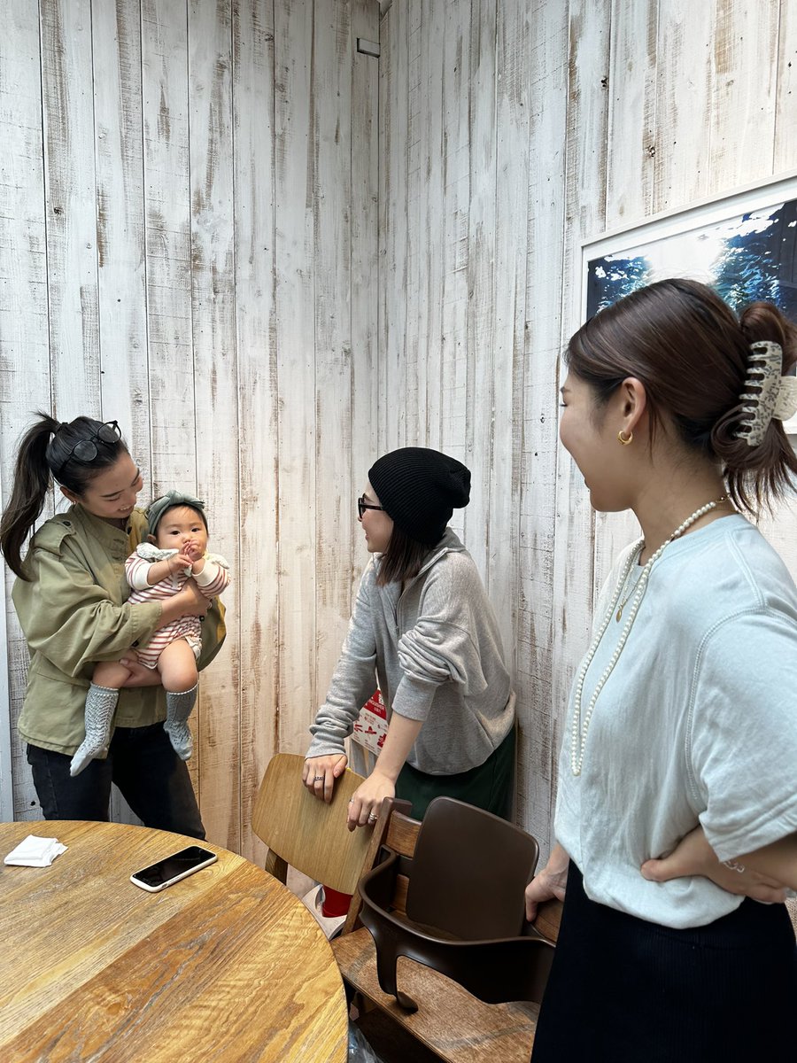 chunnn_y's tweet photo. 幸せ〜な空間🩵👶🏻👭 https://t.co/UfrD2V31fT