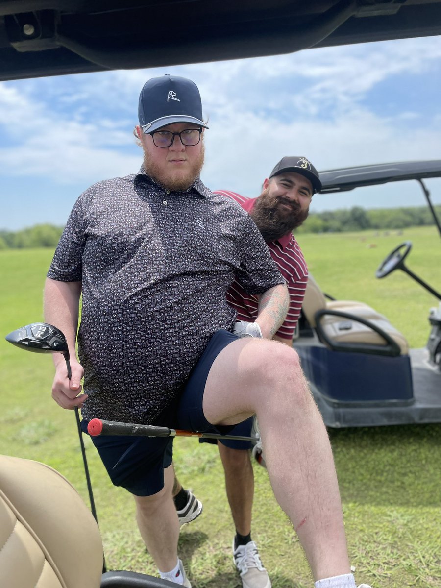Dhammyyy's tweet photo. Much needed vacay with two of the best dudes I know. https://t.co/mcZ17KA2XR