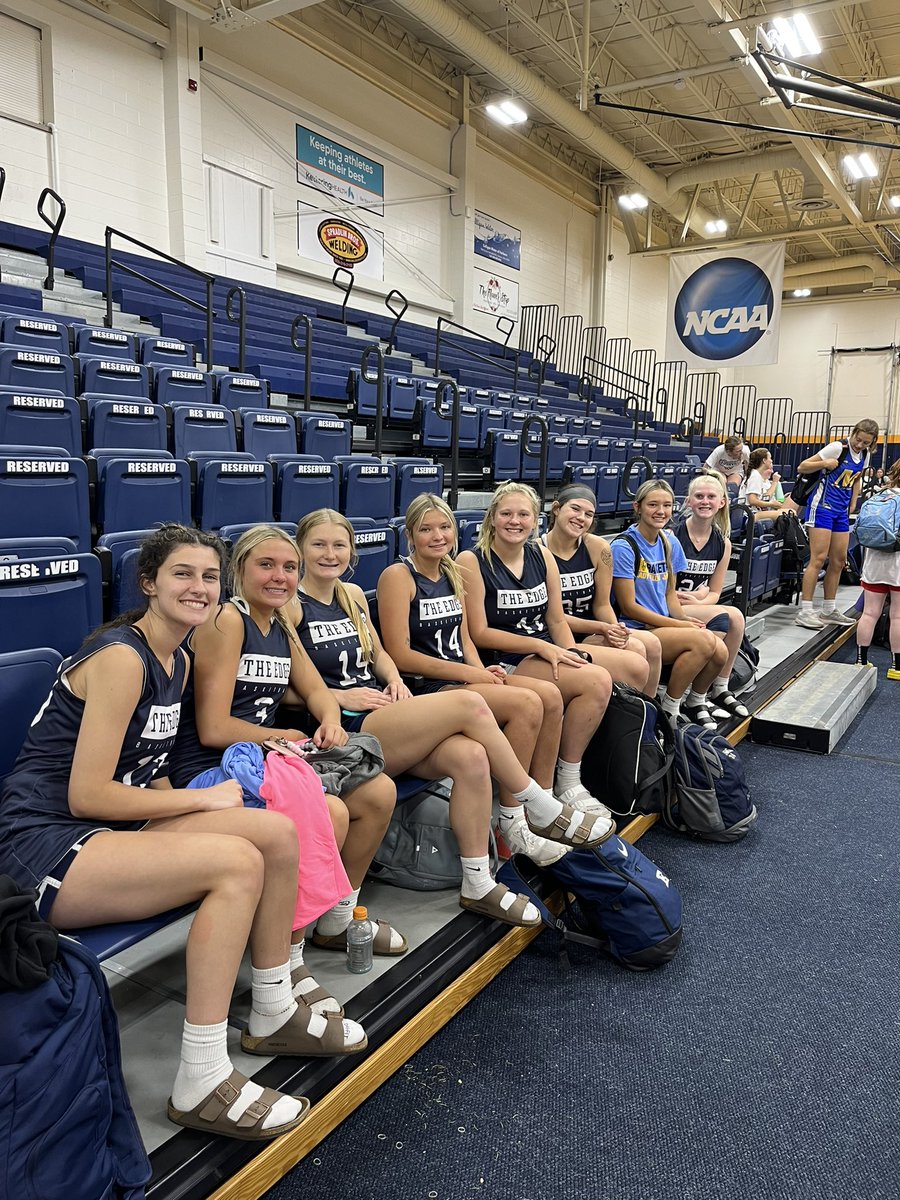 EdgeGirlsBBall's tweet photo. We had a fantastic team camp with @CedarvilleWBB this week!  Great competition and the staff was awesome! https://t.co/CPMGJtidi9
