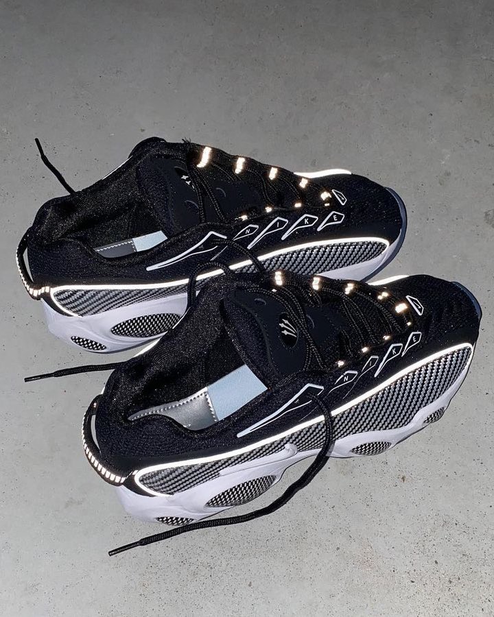 Drake and Nike introduce the NOCTA Glide, a new silhouette inspired by the Zoom Flight 95 

Dropping later this year