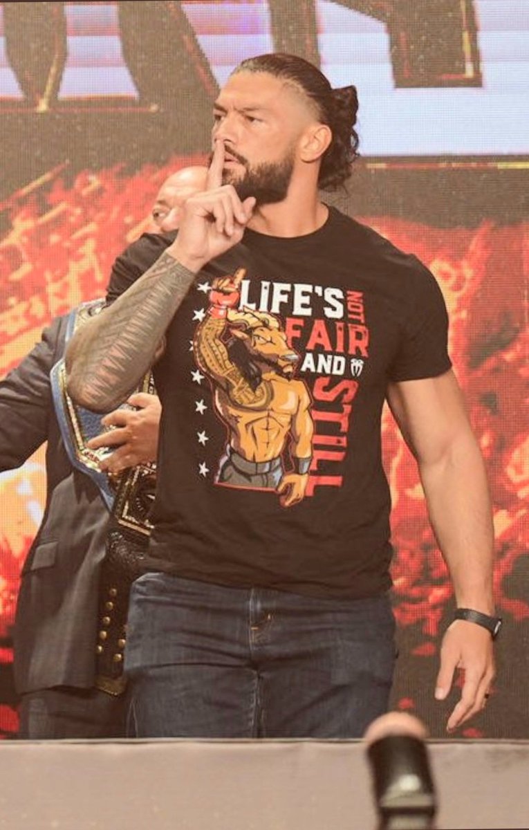 My Sexy Samoan King ❤️🥵🥵🥵
❤️ @WWERomanReigns ❤️