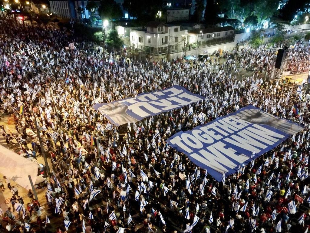 swon26's tweet photo. Mr. @POTUS week 23 of demonstrations all around Israel. @netanyahu still *dangerous* to Israel democracy. Whatever he told @SecBlinken two days ago he *lied*, so please do not invite him. Bibi not to be trusted! https://t.co/n3w8jr5NX6