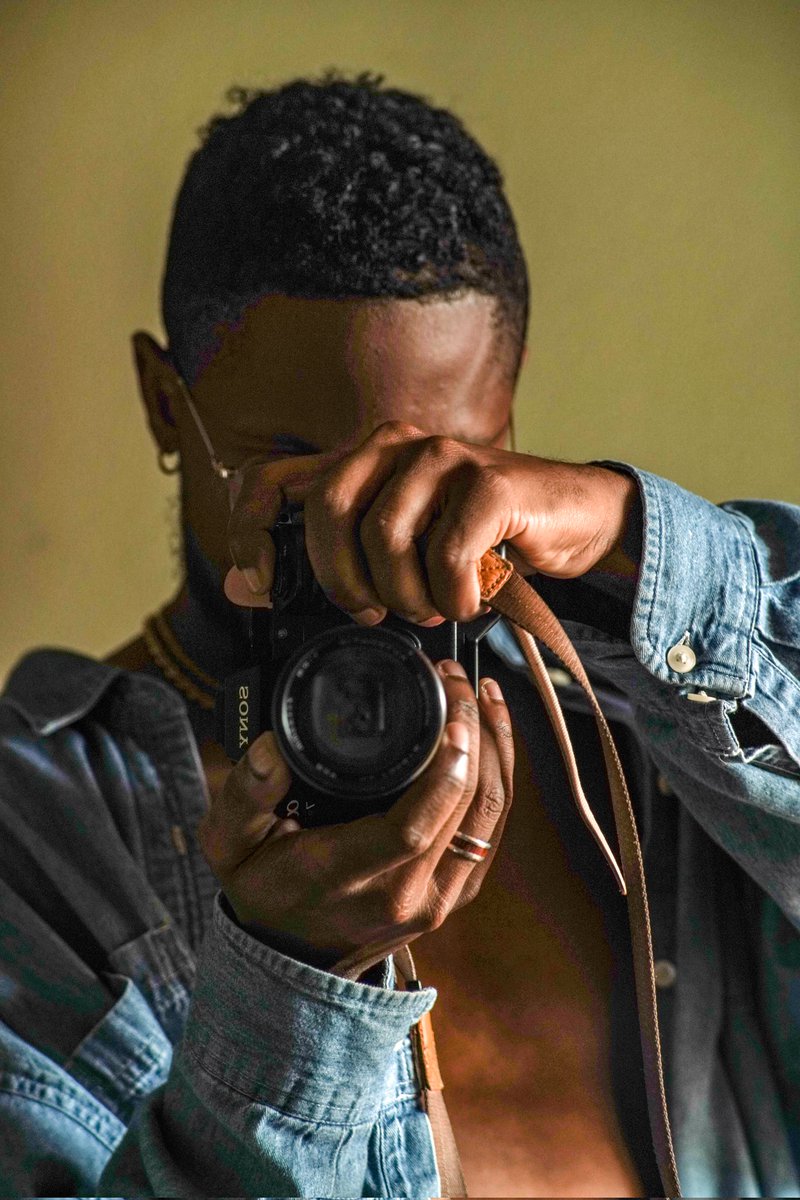 MachineAndFlowe's tweet photo. Vintage glass on modern cameras. Yes. https://t.co/xizQerJJaO