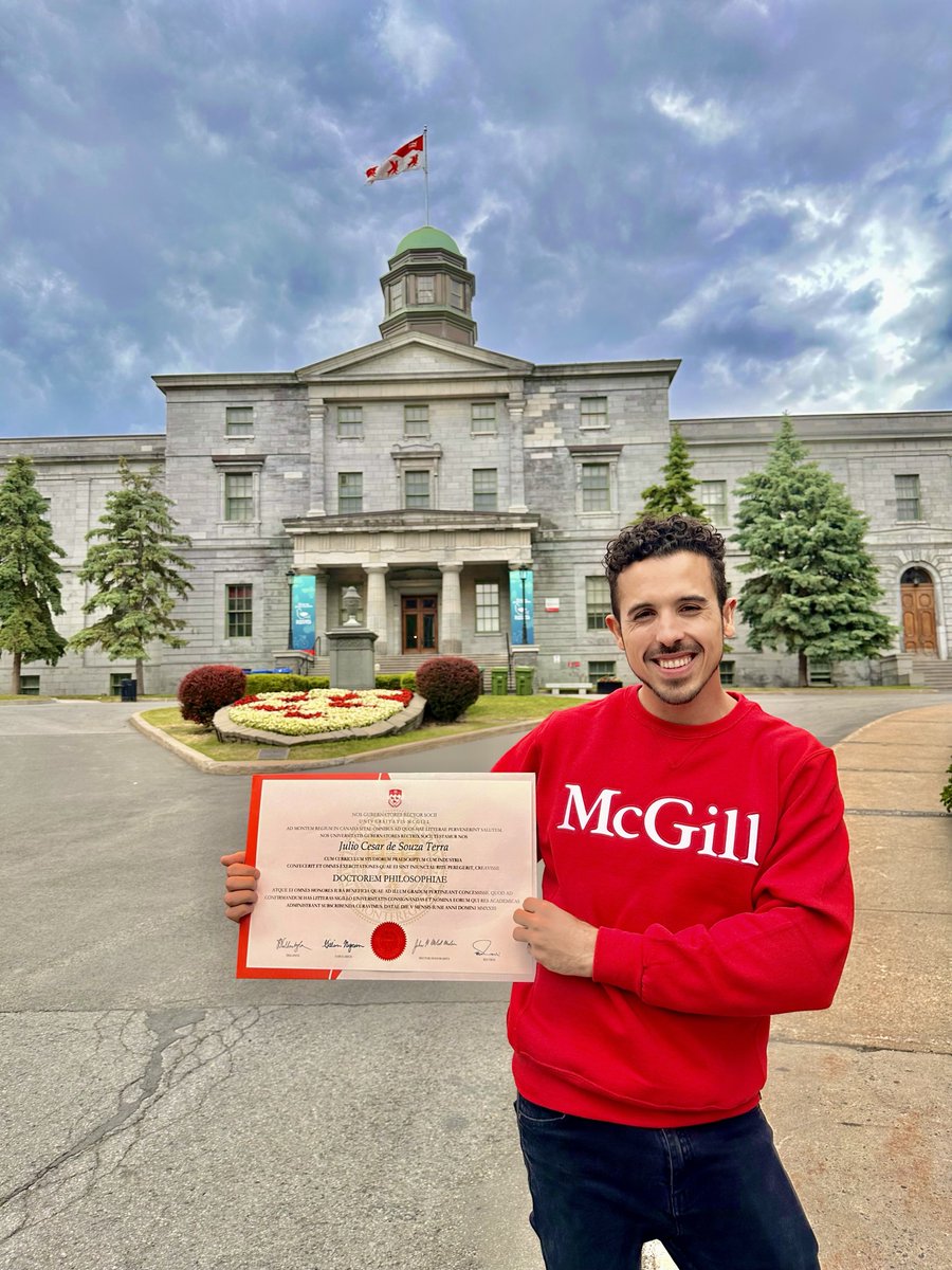 I missed my convocation while conferencing at #CSC2023 but I got to stop by Montreal yesterday to pick up my diploma. I will always proudly wear the @mcgillu colors and I'm thankful and humbled to stand in this campus where I've learnt so much and met so many amazing people ❤️
