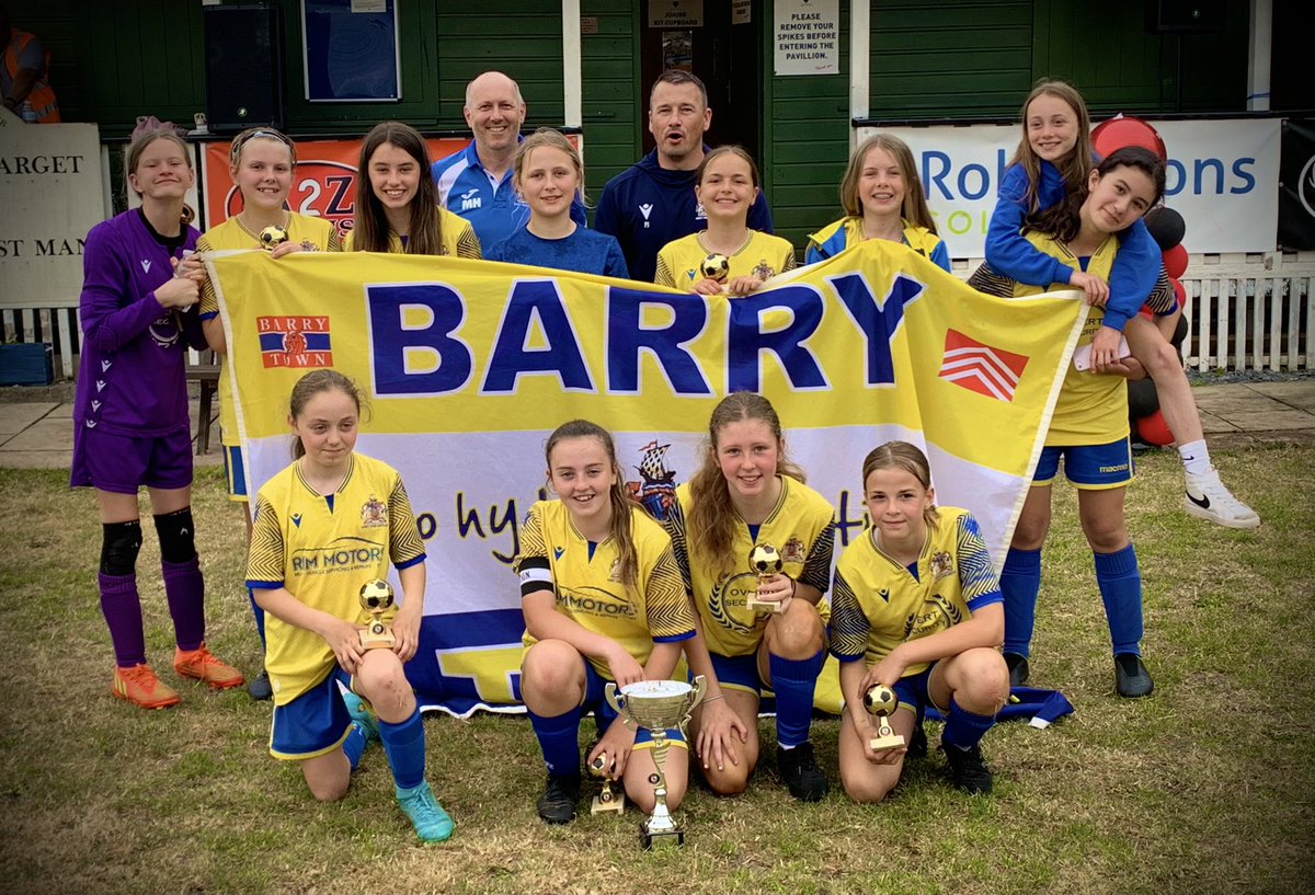 btuwomenfc's tweet photo. Congratulations to our U12s who won the Dinas Powys tournament today! A great effort, girls! 💛💙🏆
Huge thank you to @DPFC_Juniors for another fantastic event! ❤️
#UpTheTown
#DevelopInspirePerform https://t.co/tA040UKFXG