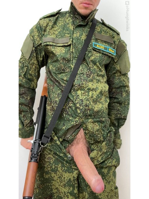 My military cock 🍆💦 https://t.co/nbLs7se9Fs